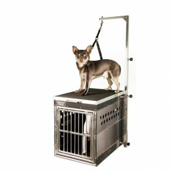 Show Tech – כלוב מתקפל למזוודה + שולחן עבודה ותצוגה 47.5x32x40.5cm