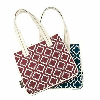 P.L.A.Y – תיק נשיאה בעיצוב מרוקאי – Moroccan Tote Bags
